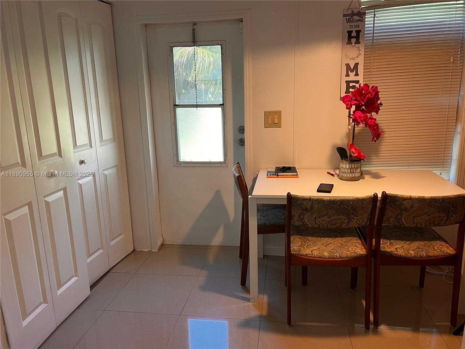 Small Image of 909 SW 131 WAY, Davie Number 18