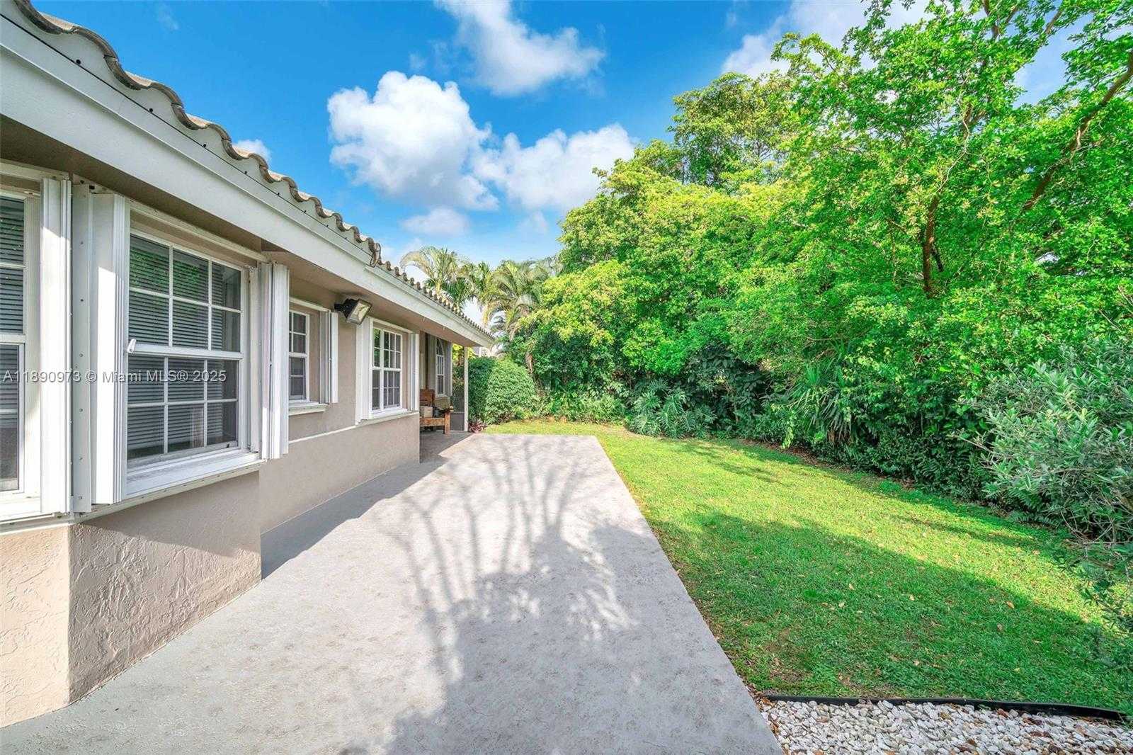Small Image of 9690 NORTH WEST 39TH ST, Cooper City Number 28