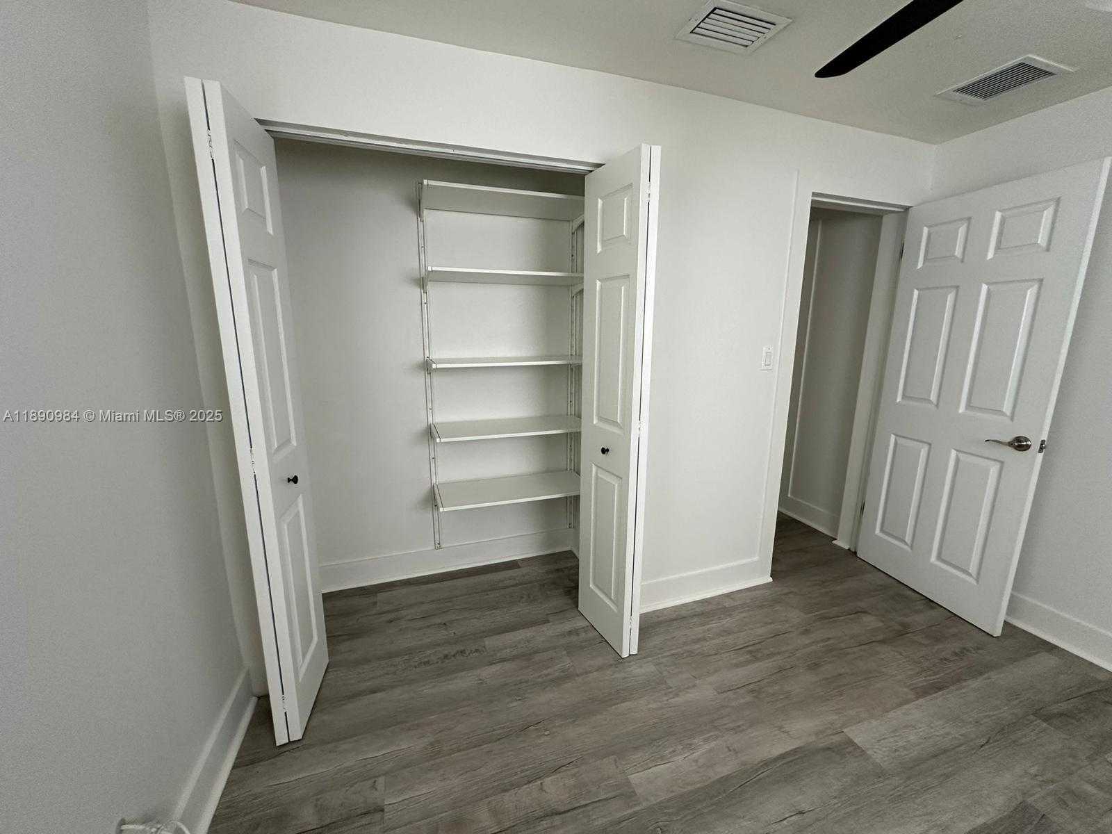 Small Image of 5691 NORTH EAST 7TH TER, Oakland Park Number 12