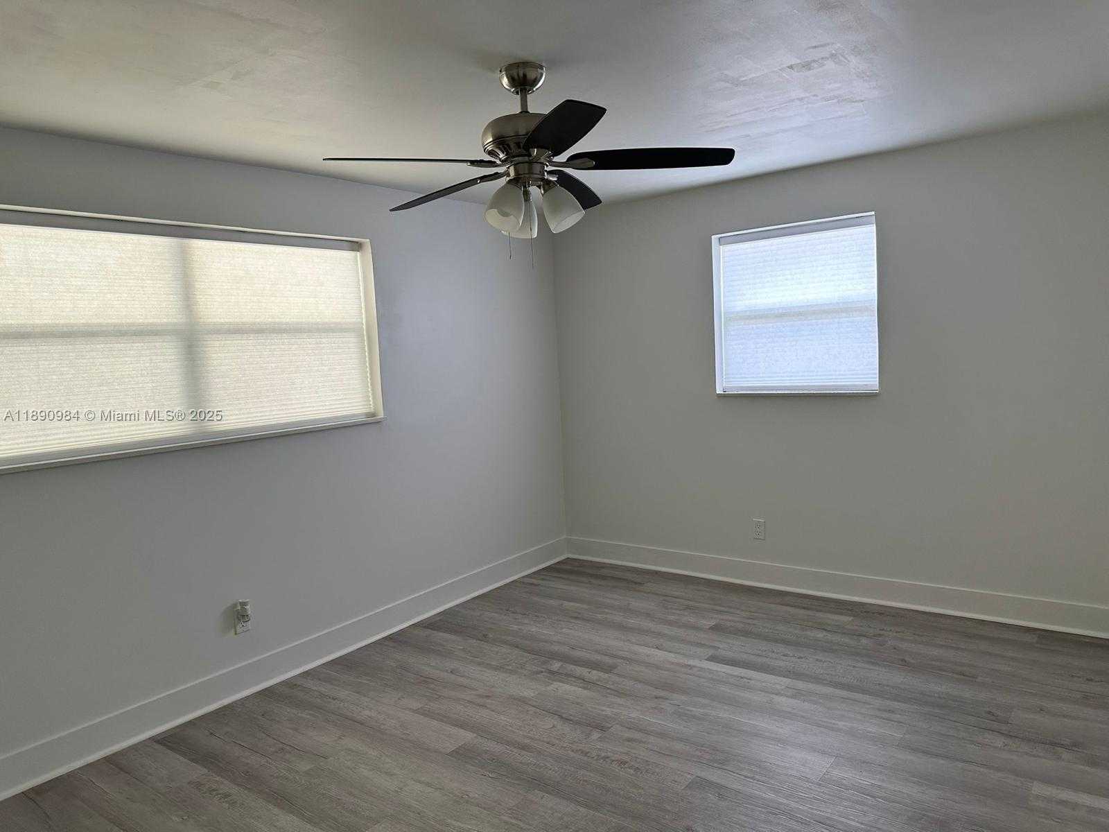 Small Image of 5691 NORTH EAST 7TH TER, Oakland Park Number 15