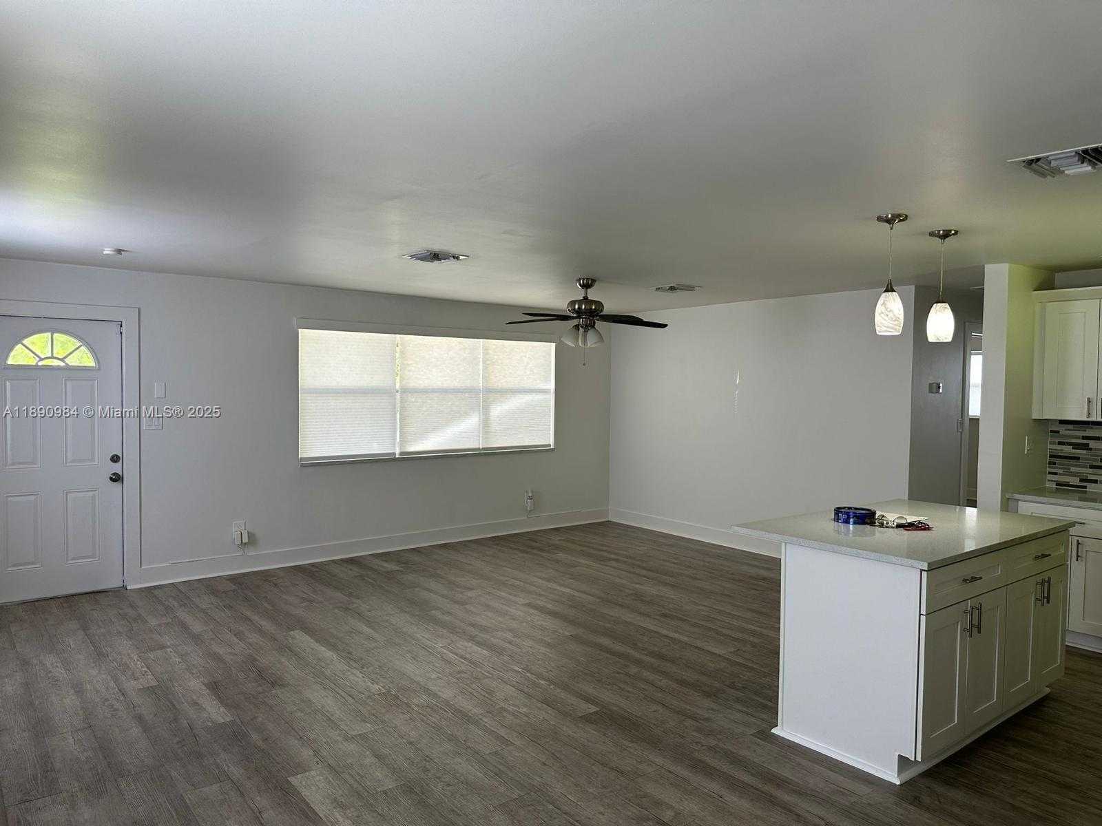 Small Image of 5691 NORTH EAST 7TH TER, Oakland Park Number 16