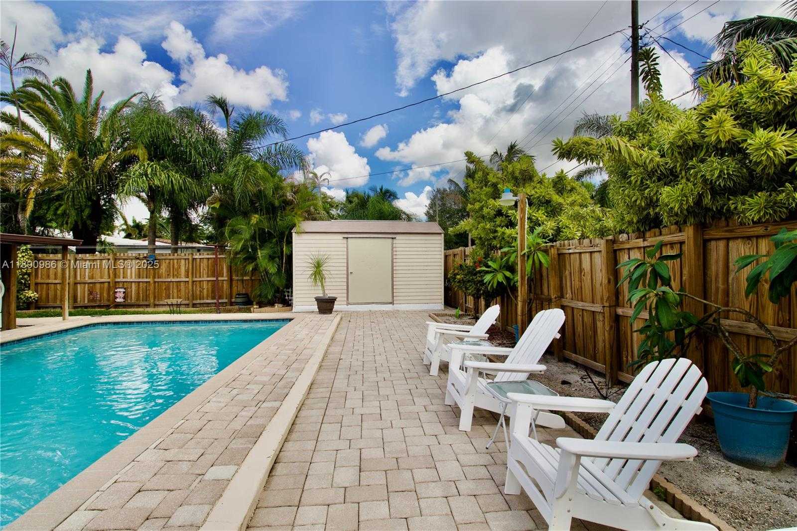 Small Image of 1007 NORTH GOLF DR, Hollywood Number 17