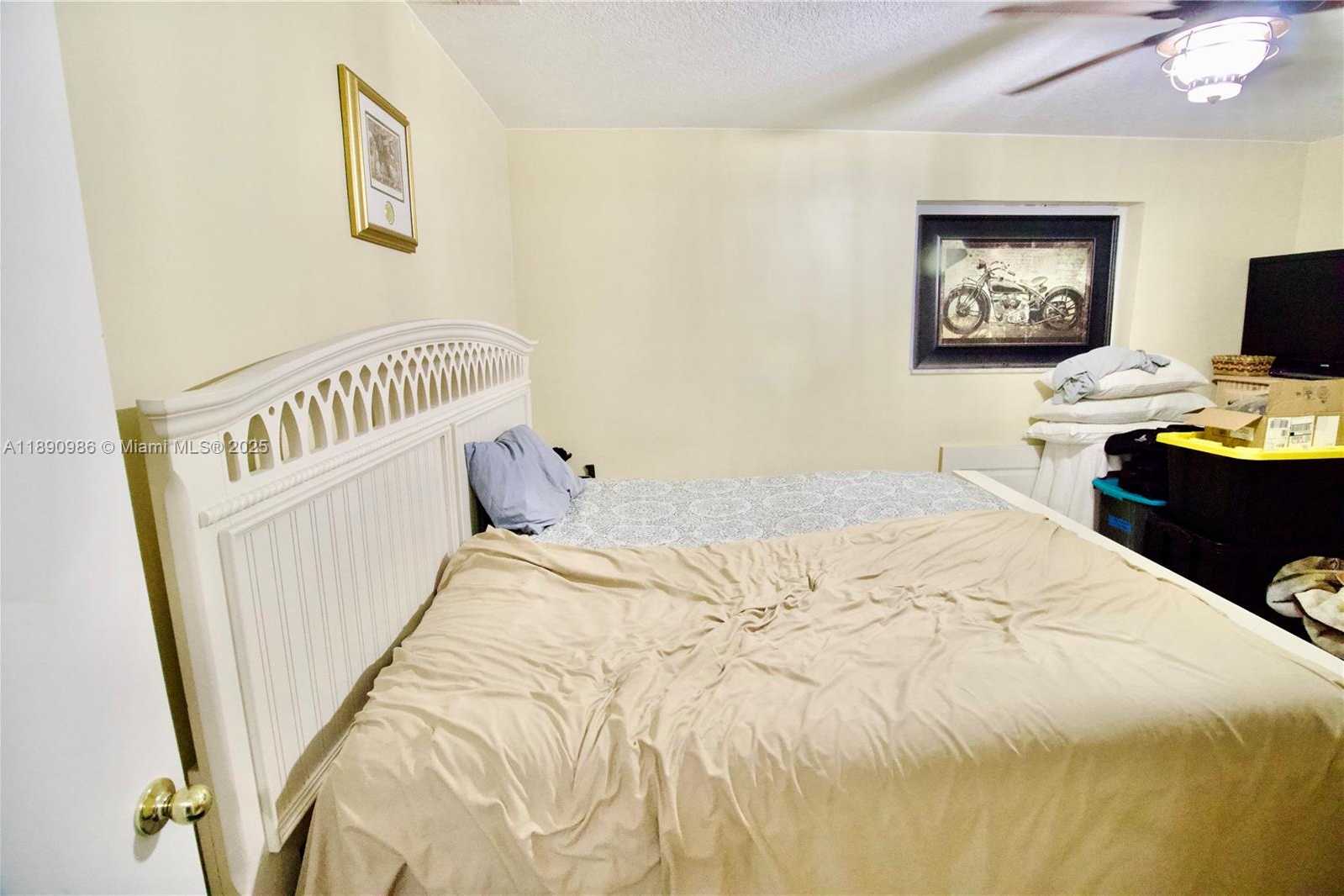Small Image of 1007 NORTH GOLF DR, Hollywood Number 6
