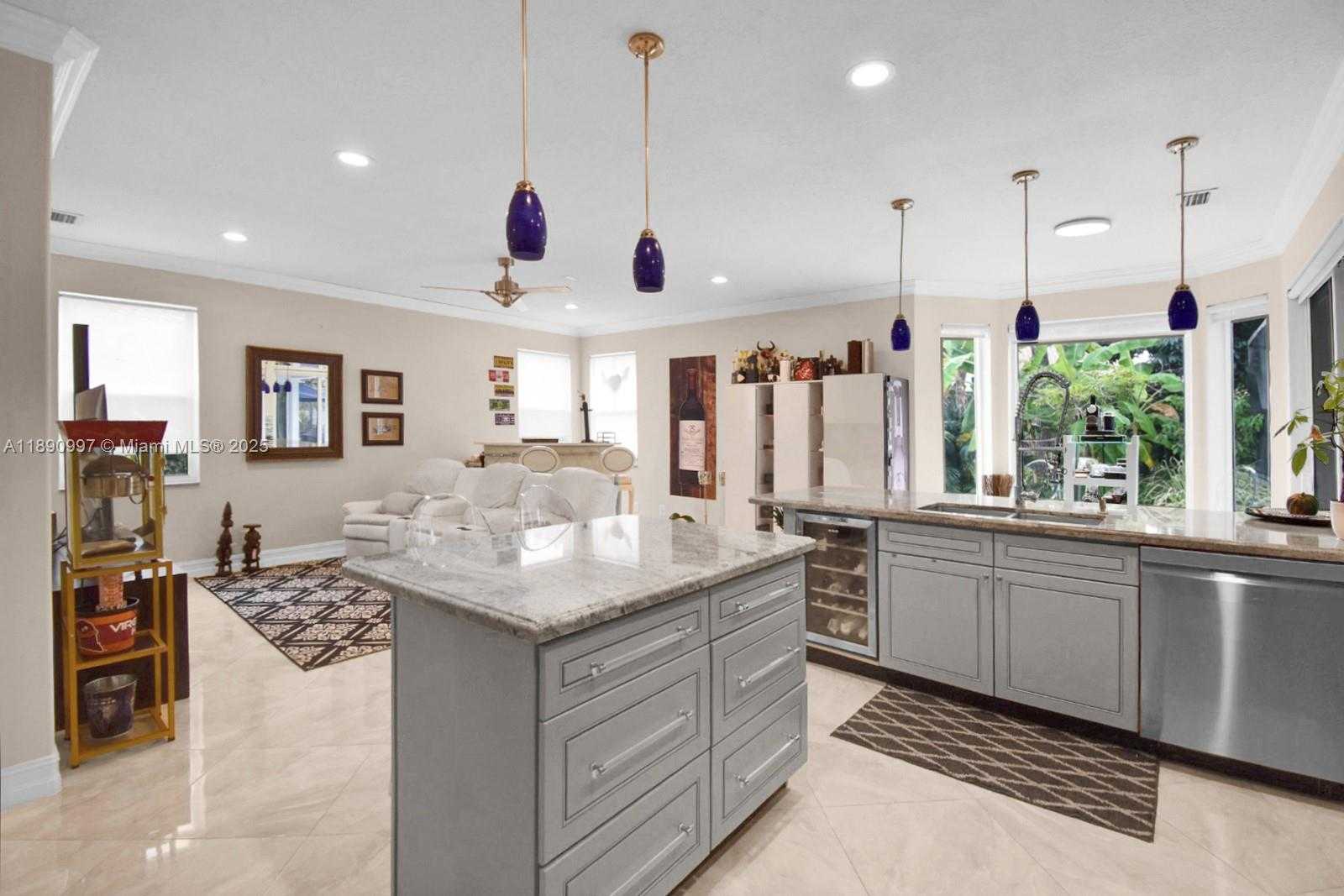 Small Image of 523 STONEMONT DR, Weston Number 10