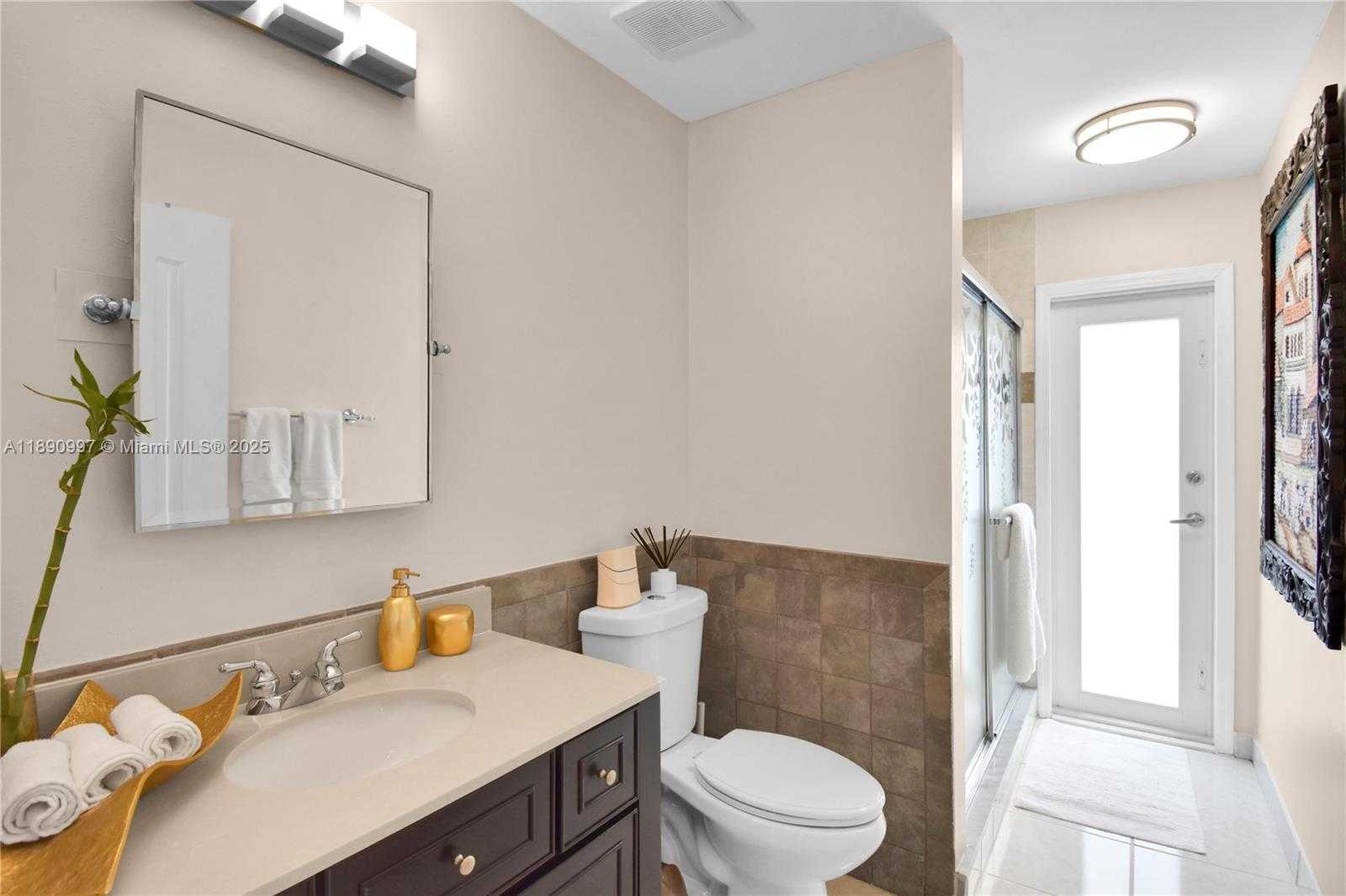 Small Image of 523 STONEMONT DR, Weston Number 21