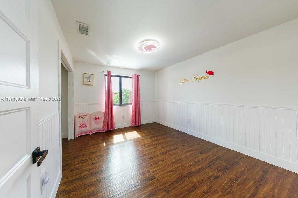 Small Image of 8248 NORTH WEST 195TH TER, Hialeah Number 48