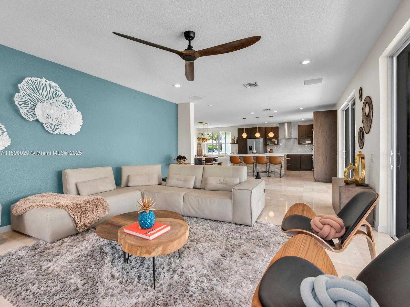Small Image of 2132 QUAIL ROOST DR, Weston Number 14