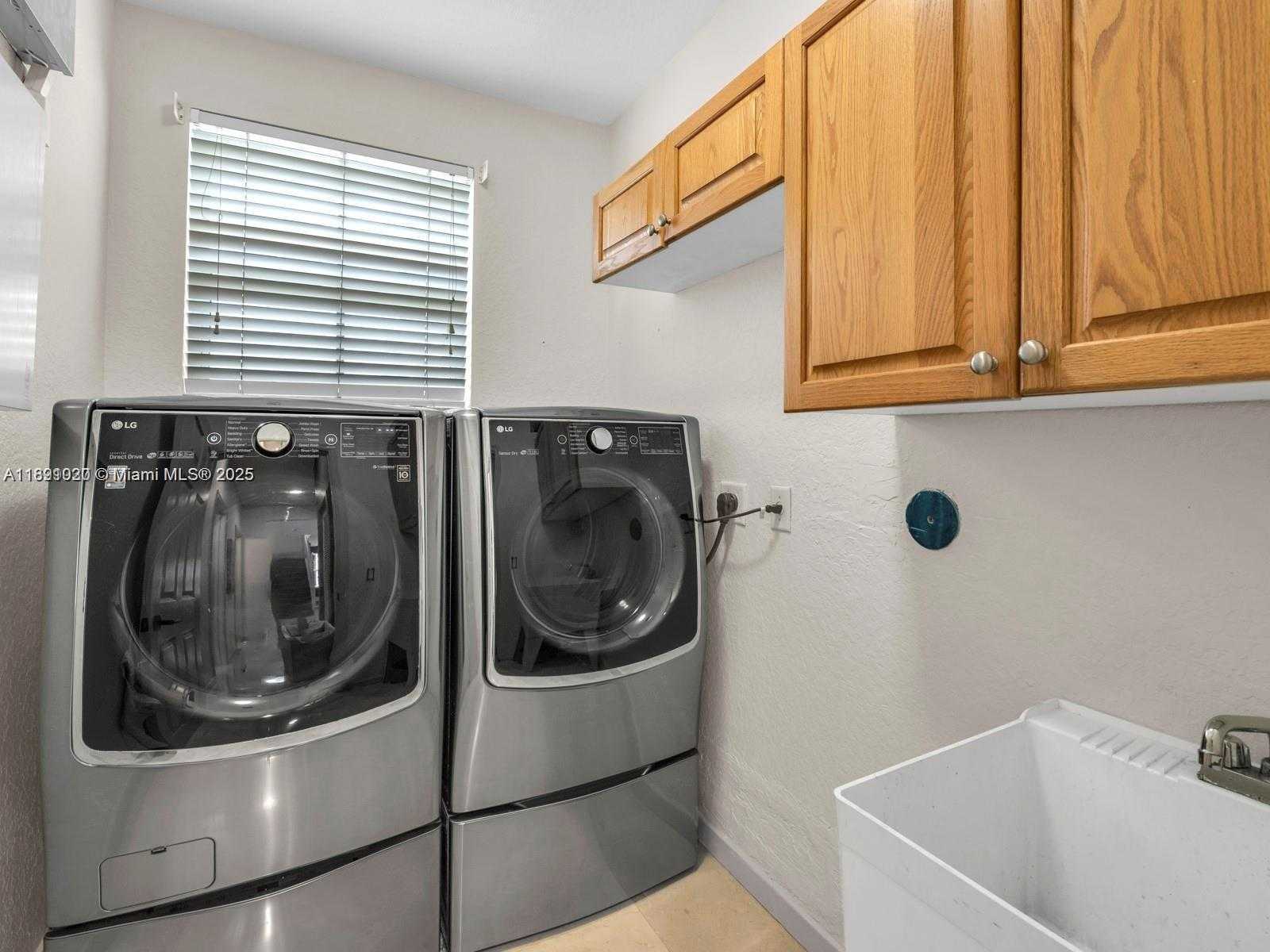 Small Image of 2132 QUAIL ROOST DR, Weston Number 17