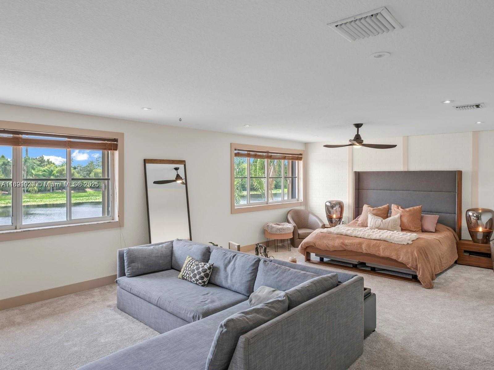 Small Image of 2132 QUAIL ROOST DR, Weston Number 20