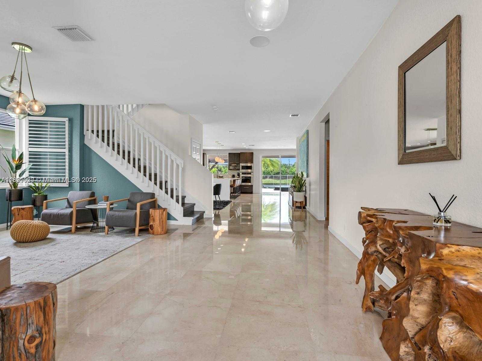Small Image of 2132 QUAIL ROOST DR, Weston Number 6