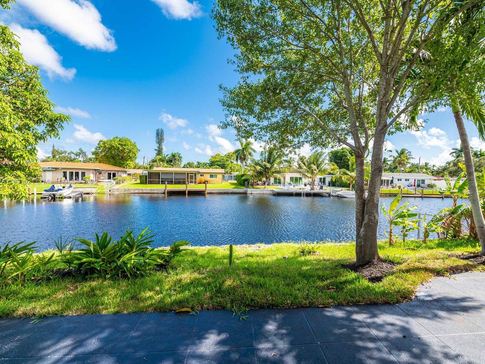 Small Image of 2856 NORTH WEST 10TH AVE, Wilton Manors Number 15