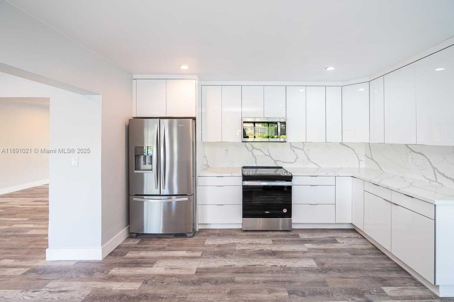 Small Image of 2856 NORTH WEST 10TH AVE, Wilton Manors Number 39
