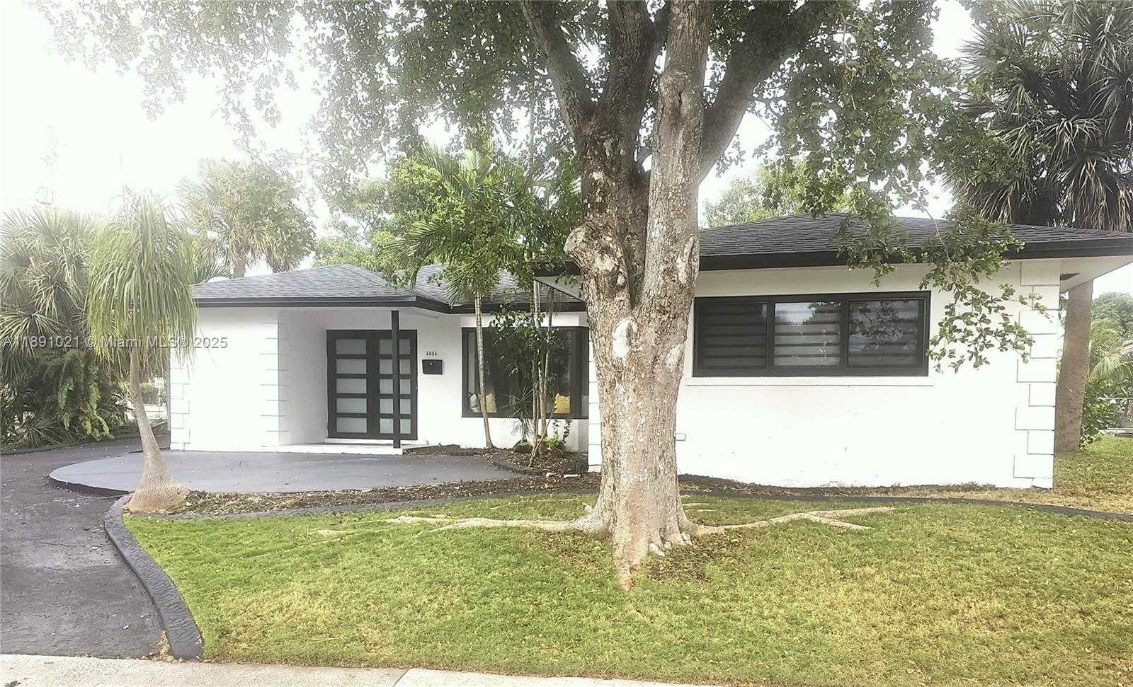 Small Image of 2856 NORTH WEST 10TH AVE, Wilton Manors Number 4