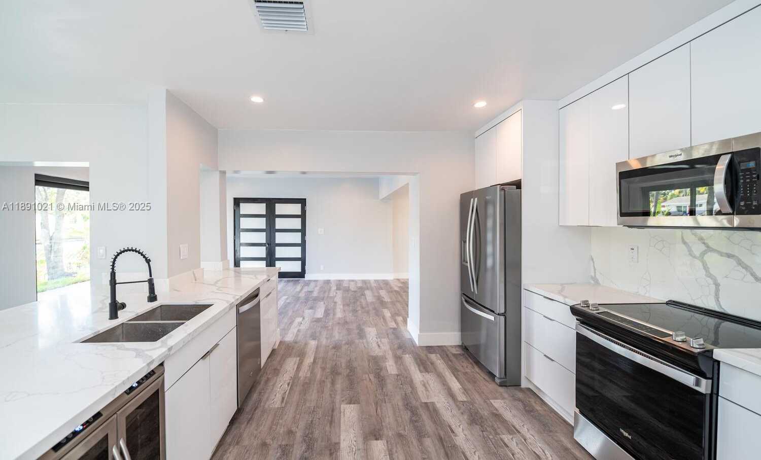 Small Image of 2856 NORTH WEST 10TH AVE, Wilton Manors Number 40