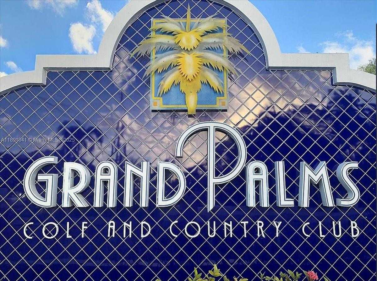 Small Image of 1441 EAST LACOSTA DR E, Pembroke Pines Number 36