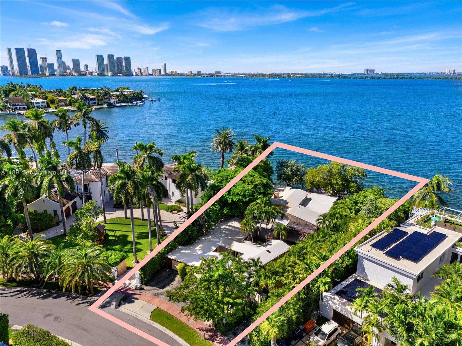 Small Image of 444 WEST RIVO ALTO DR, Miami Beach Number 3