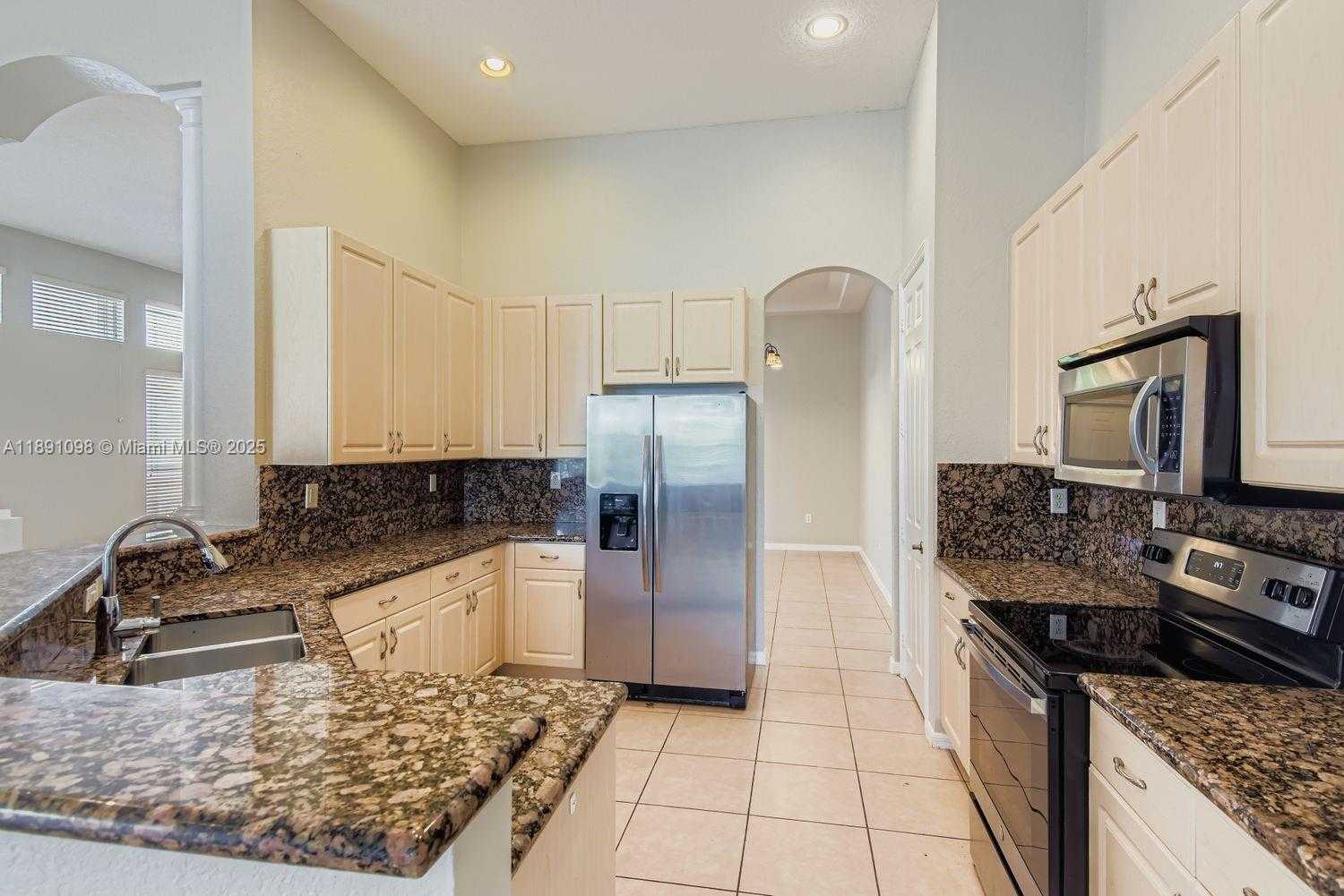 Small Image of 5324 SOUTH WEST 148TH AVE, Miramar Number 11
