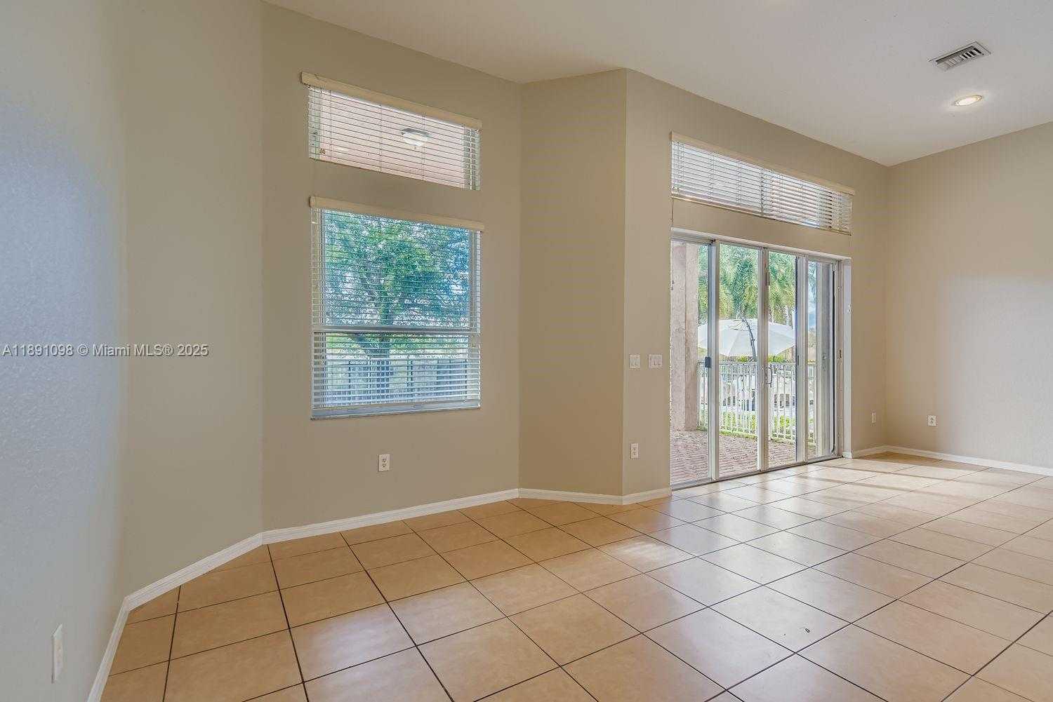 Small Image of 5324 SOUTH WEST 148TH AVE, Miramar Number 13