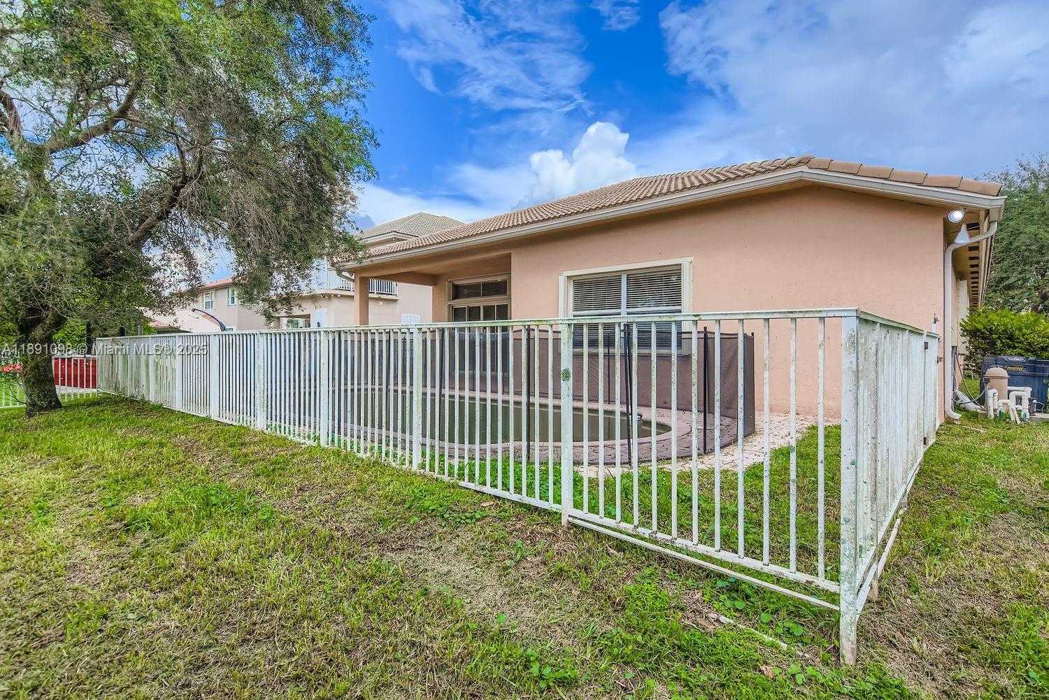Small Image of 5324 SOUTH WEST 148TH AVE, Miramar Number 27