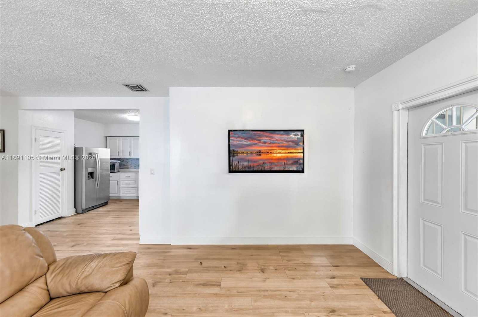 Small Image of 110 NORTH EAST 9TH CT, Homestead Number 10
