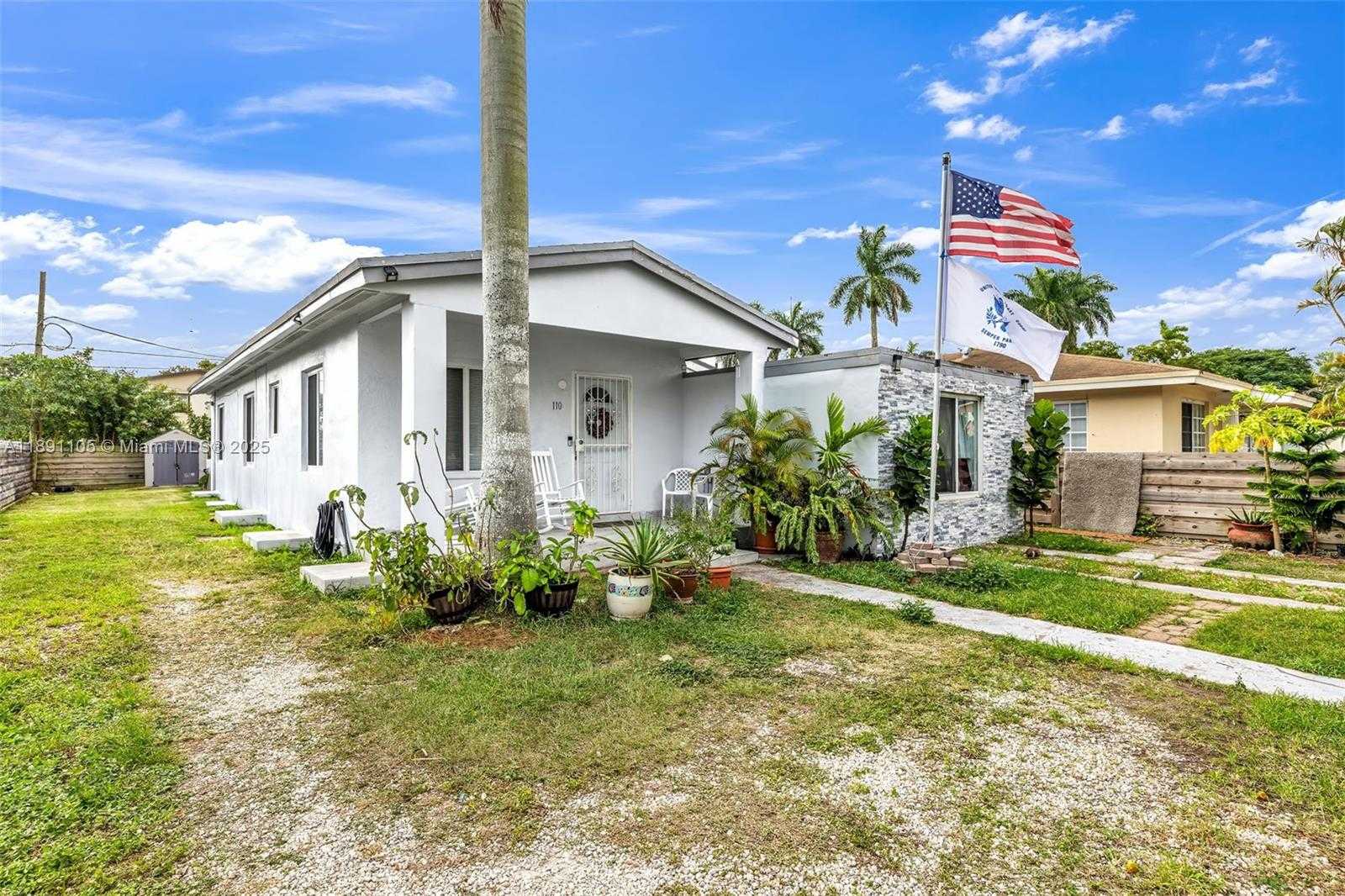 Small Image of 110 NORTH EAST 9TH CT, Homestead Number 2
