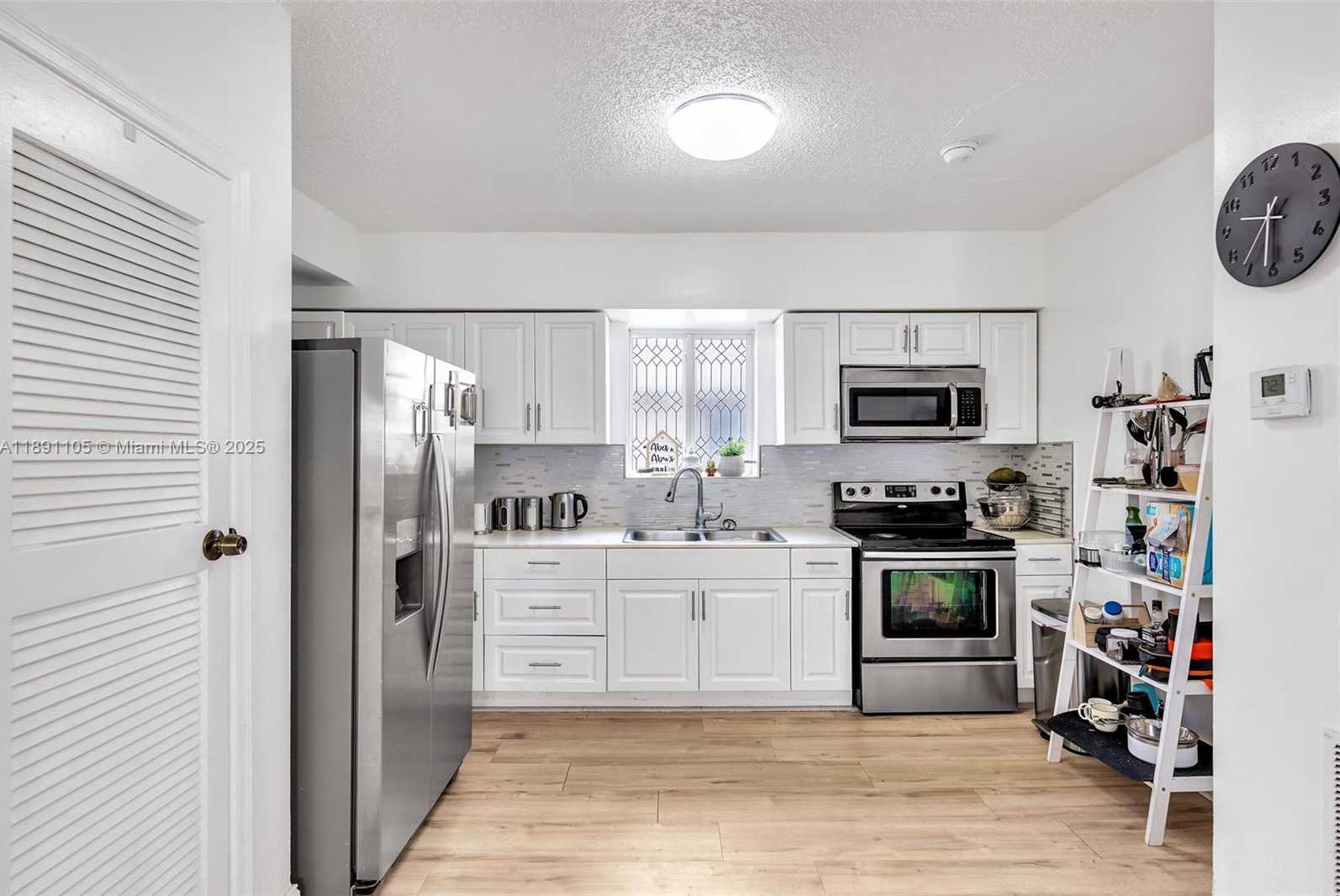 Small Image of 110 NORTH EAST 9TH CT, Homestead Number 7
