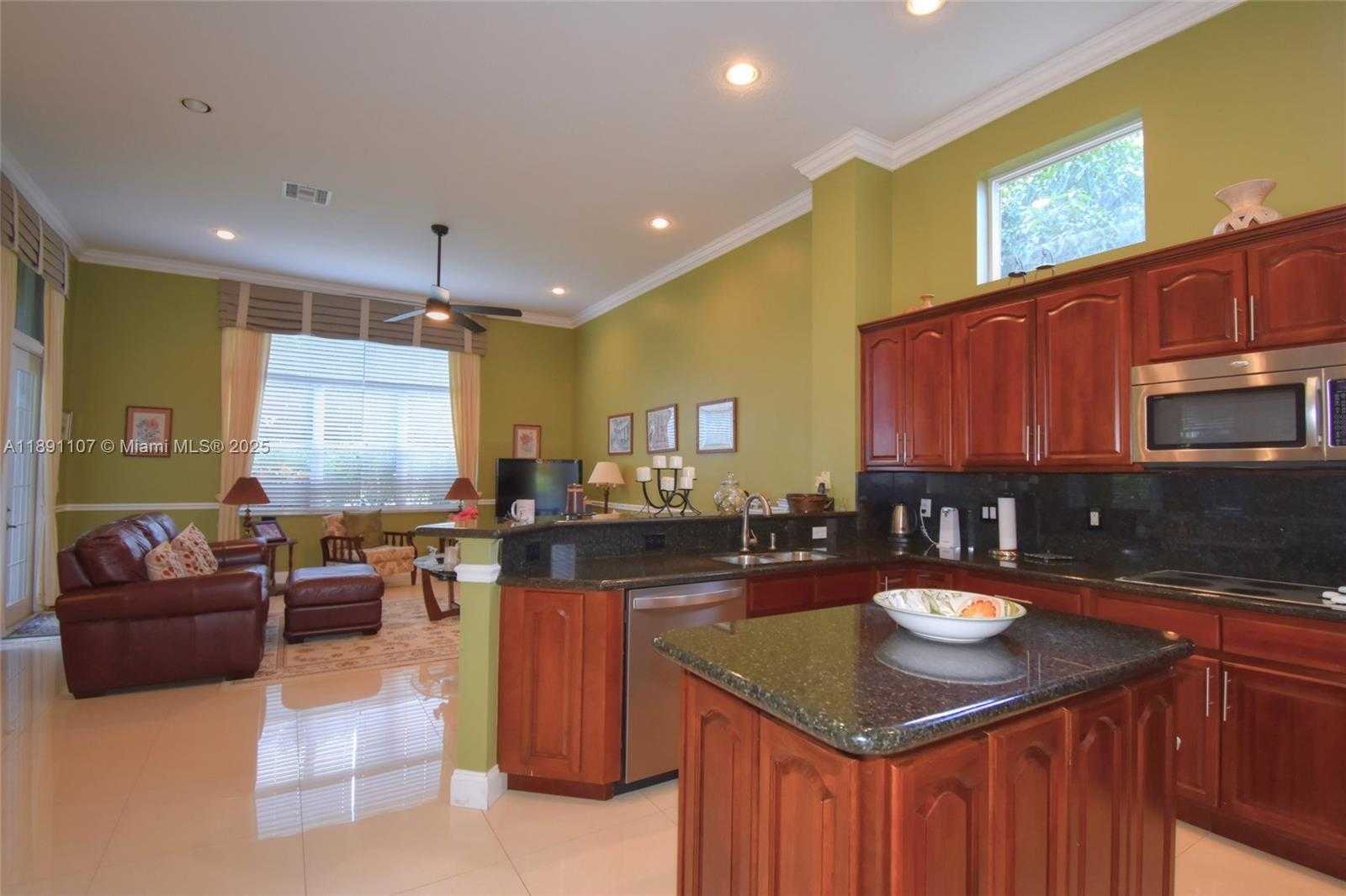 Small Image of 4240 SOUTH WEST 131ST AVE, Davie Number 15