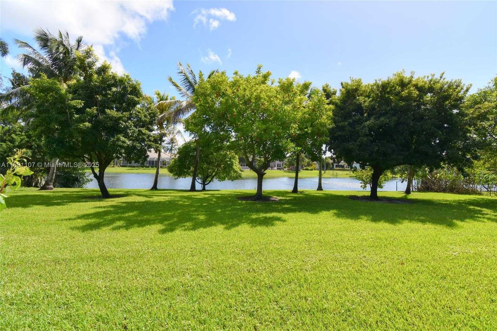 Small Image of 4240 SOUTH WEST 131ST AVE, Davie Number 37