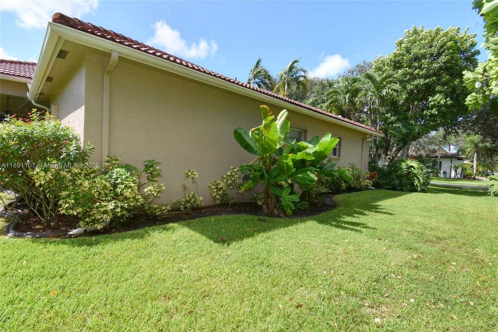 Small Image of 4240 SOUTH WEST 131ST AVE, Davie Number 44