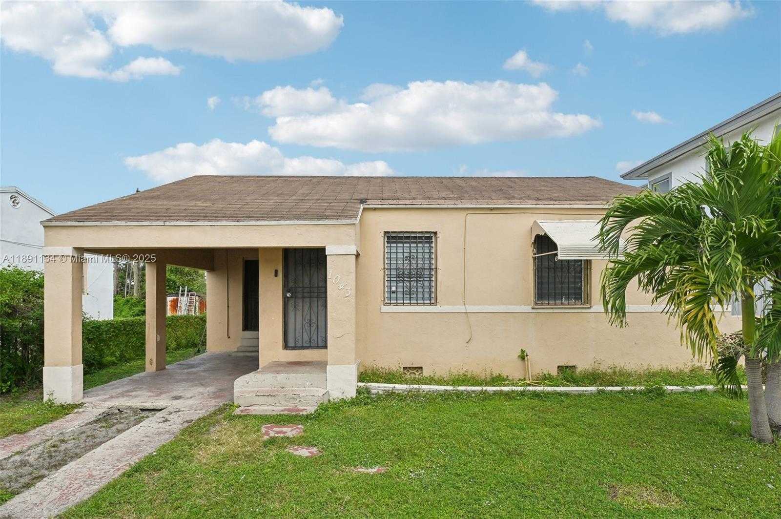 Small Image of 1043 NORTH WEST 75TH ST, Miami Number 2