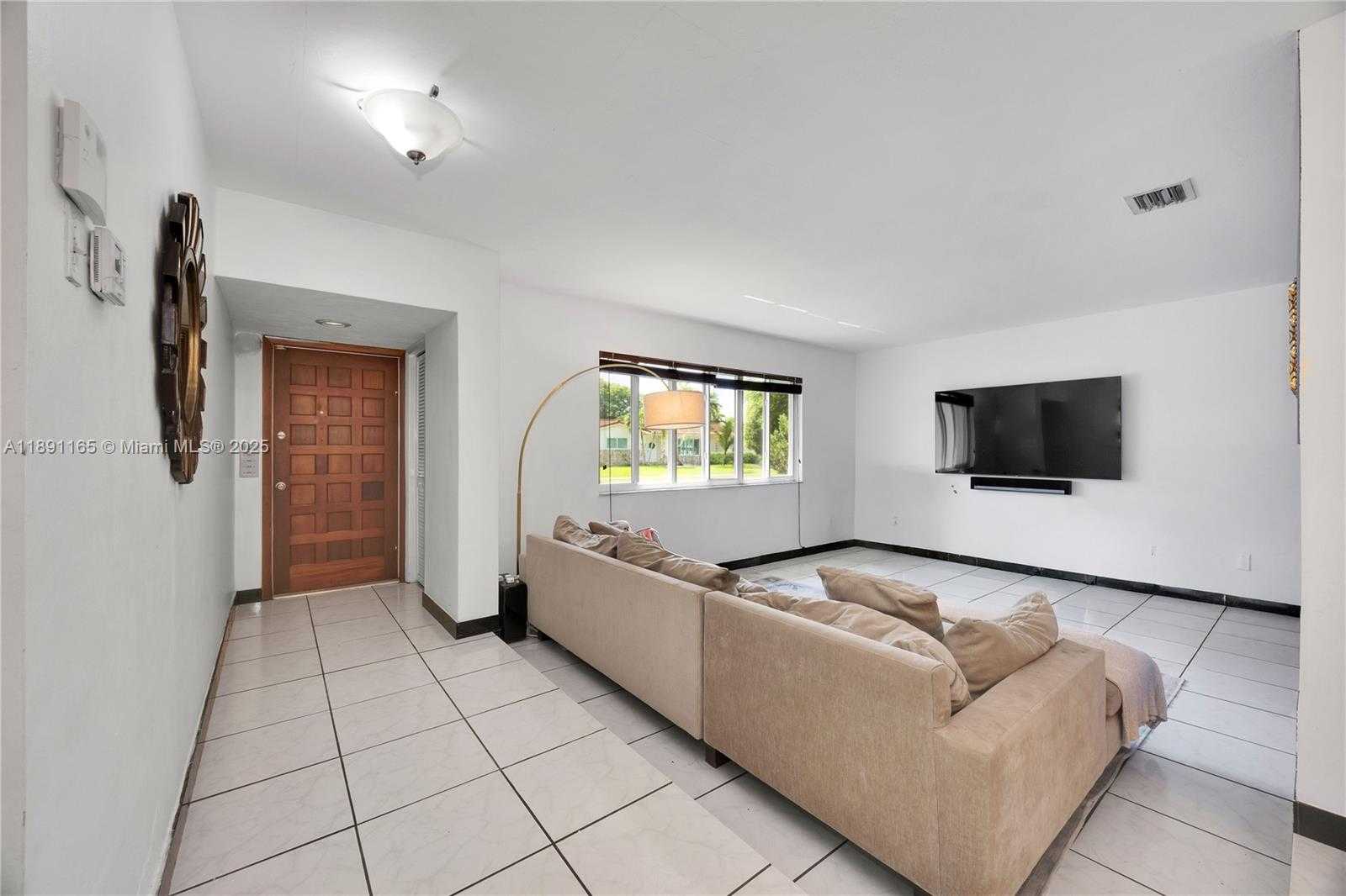 Small Image of 8865 SOUTH WEST 83RD ST, Miami Number 7