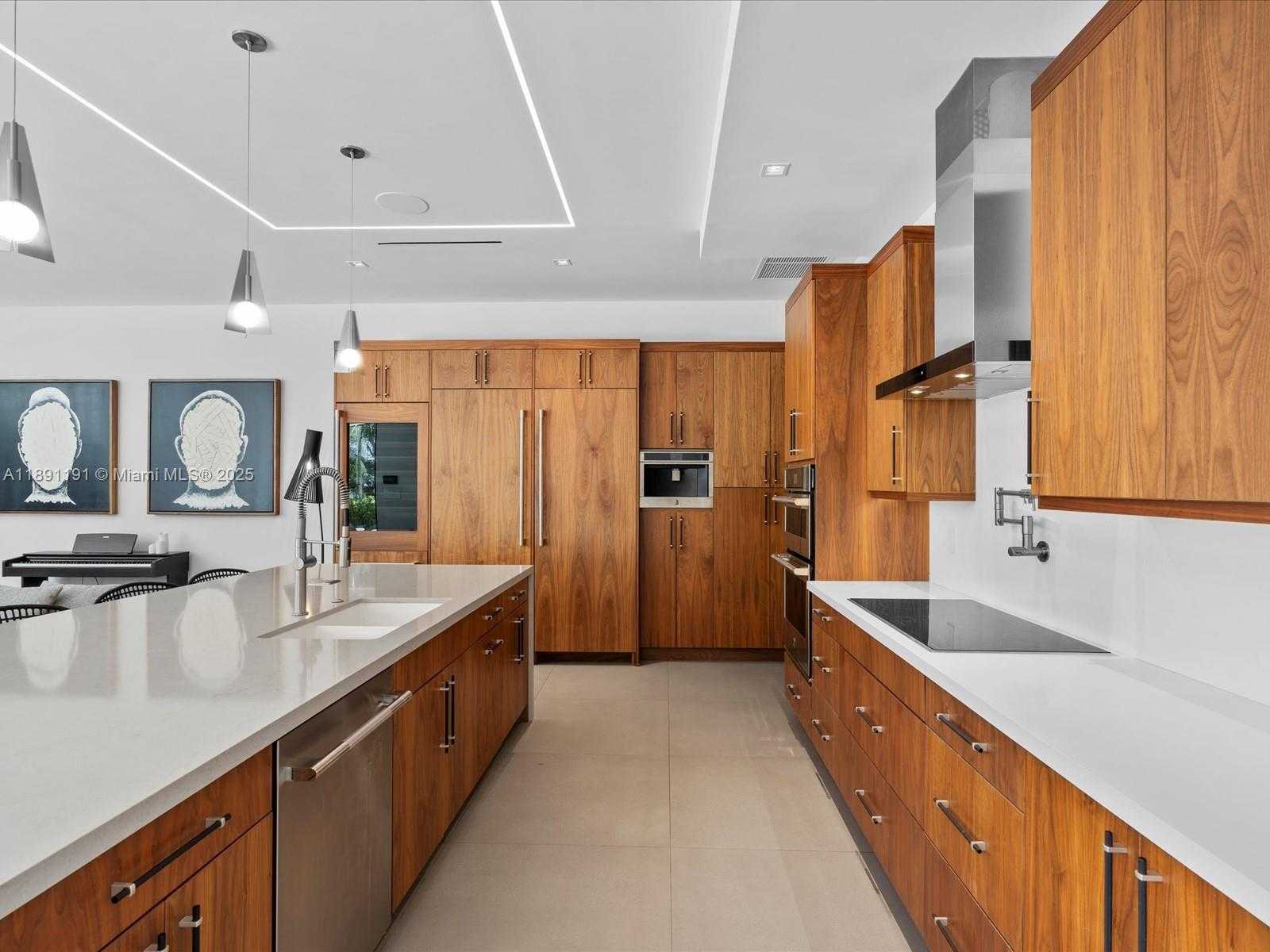 Small Image of 1736 SOUTH EAST 14TH ST, Fort Lauderdale Number 12