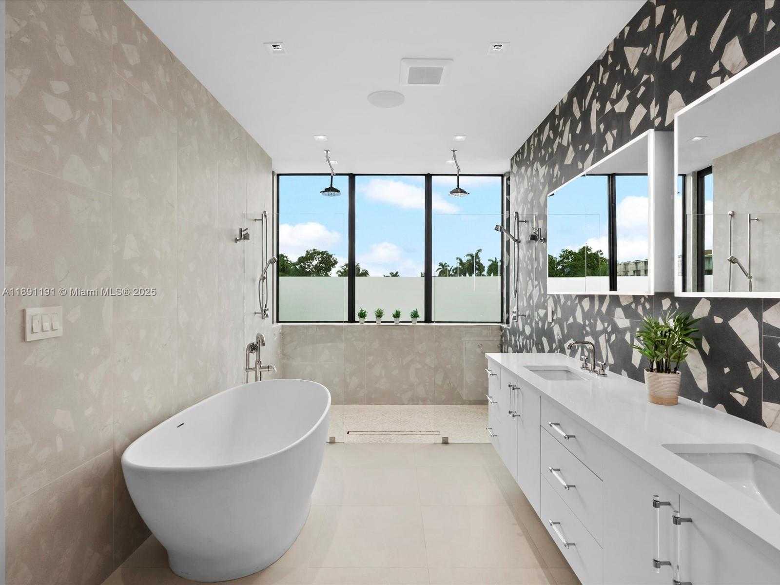 Small Image of 1736 SOUTH EAST 14TH ST, Fort Lauderdale Number 26