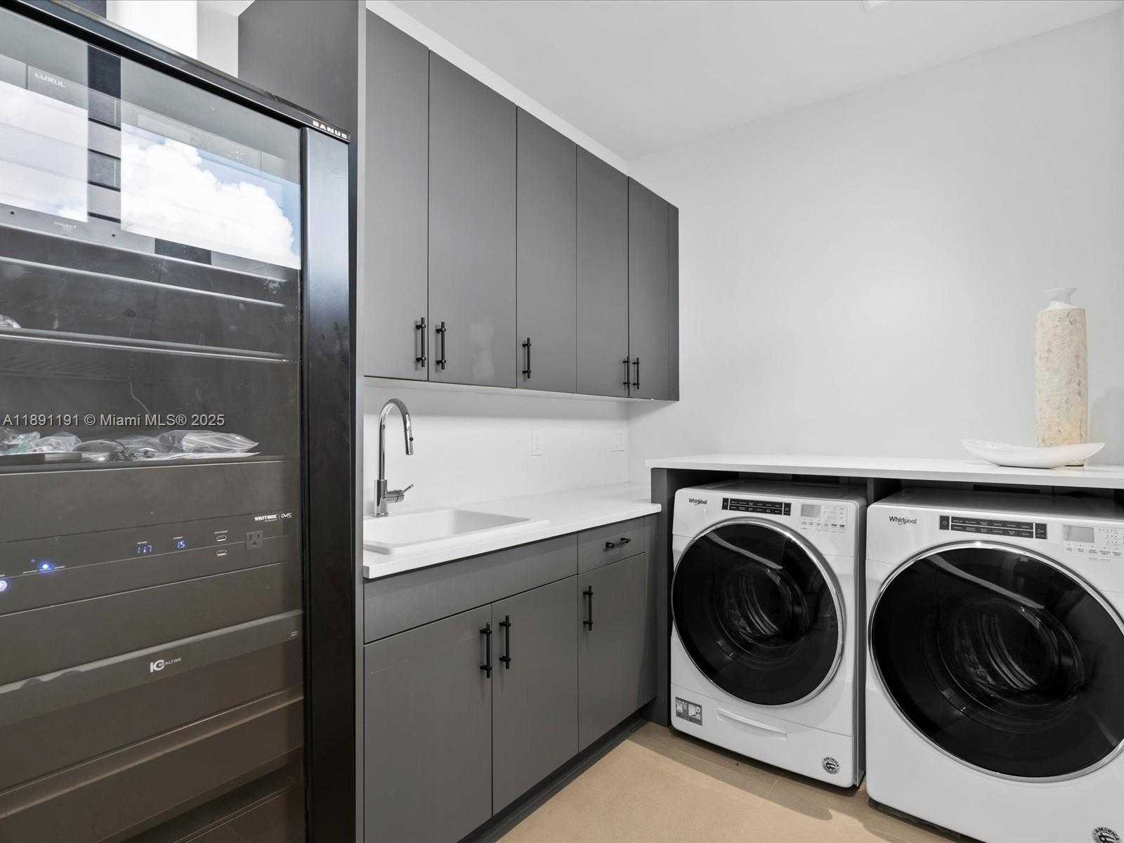 Small Image of 1736 SOUTH EAST 14TH ST, Fort Lauderdale Number 28