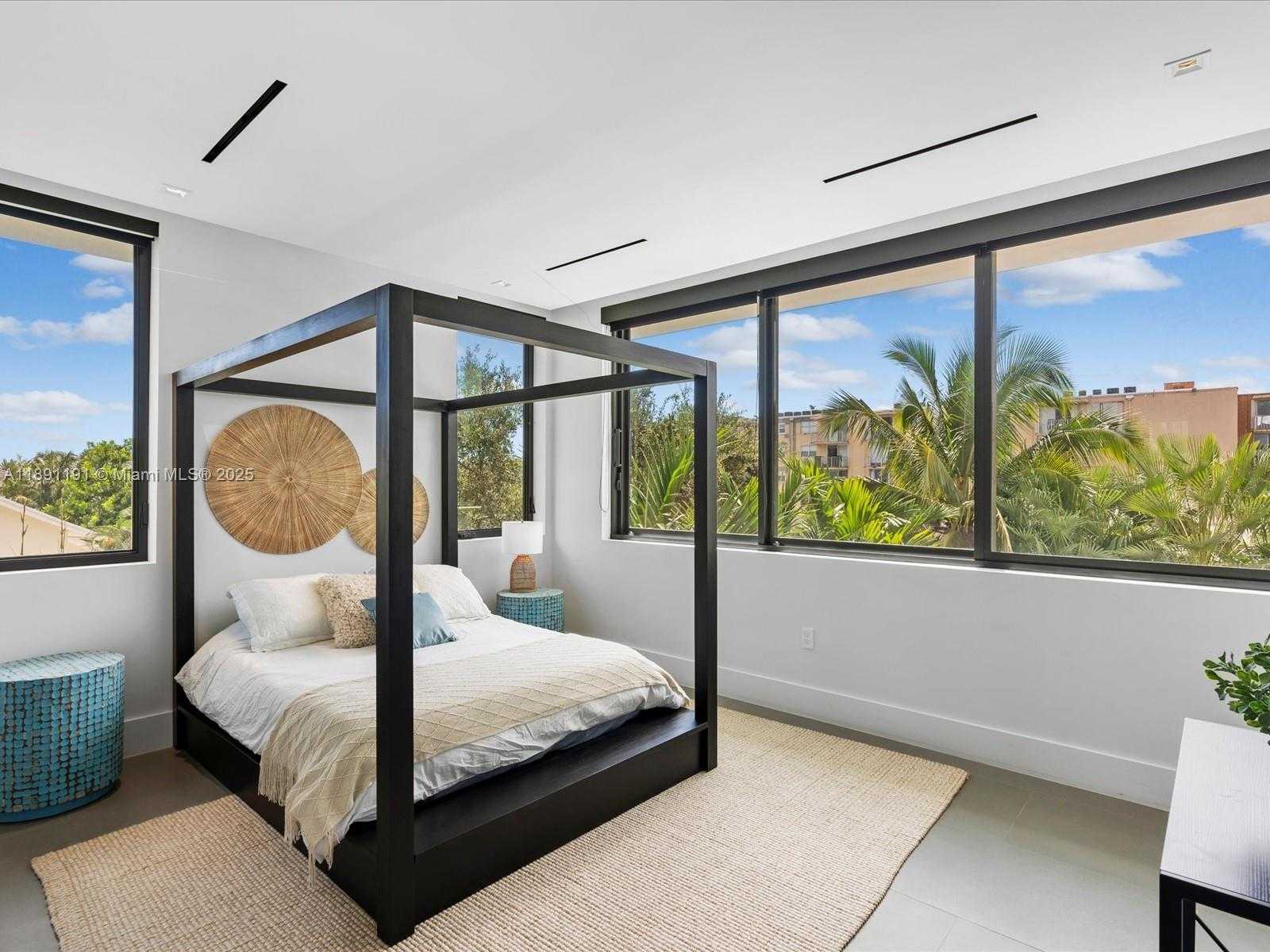 Small Image of 1736 SOUTH EAST 14TH ST, Fort Lauderdale Number 34
