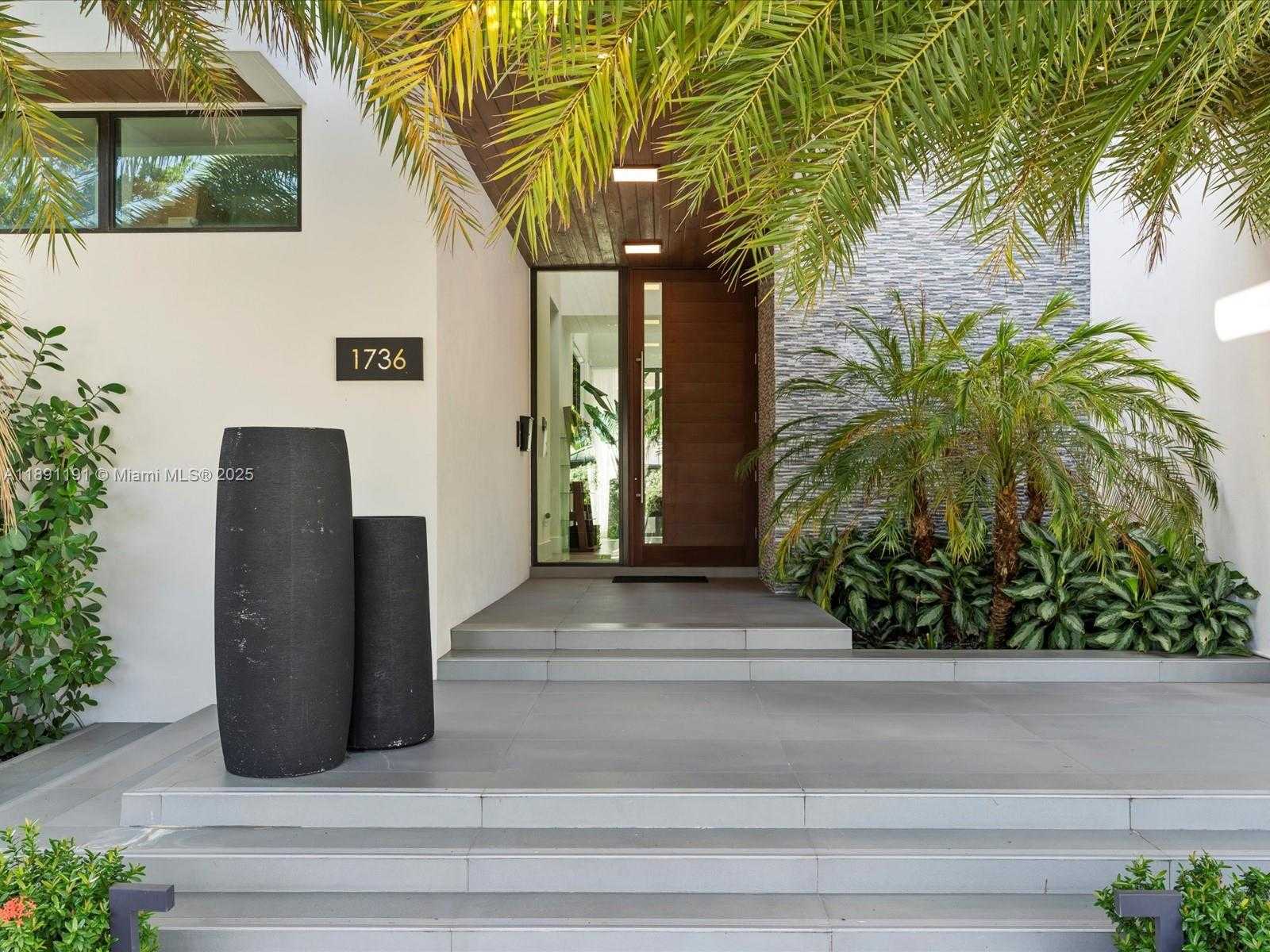 Small Image of 1736 SOUTH EAST 14TH ST, Fort Lauderdale Number 7