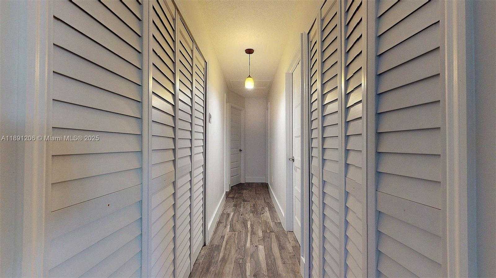 Small Image of 26303 SOUTH WEST 127TH PL, Homestead Number 17