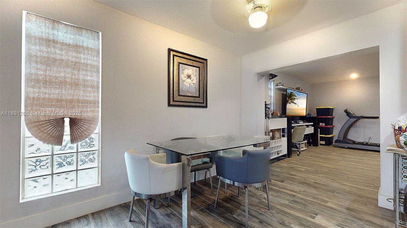 Small Image of 26303 SOUTH WEST 127TH PL, Homestead Number 6