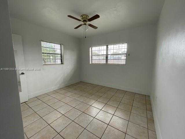 Small Image of 3831 WEST 4TH CT, Hialeah Number 10