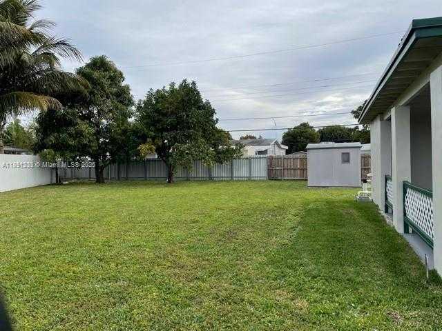 Small Image of 3831 WEST 4TH CT, Hialeah Number 15