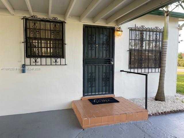 Small Image of 3831 WEST 4TH CT, Hialeah Number 3