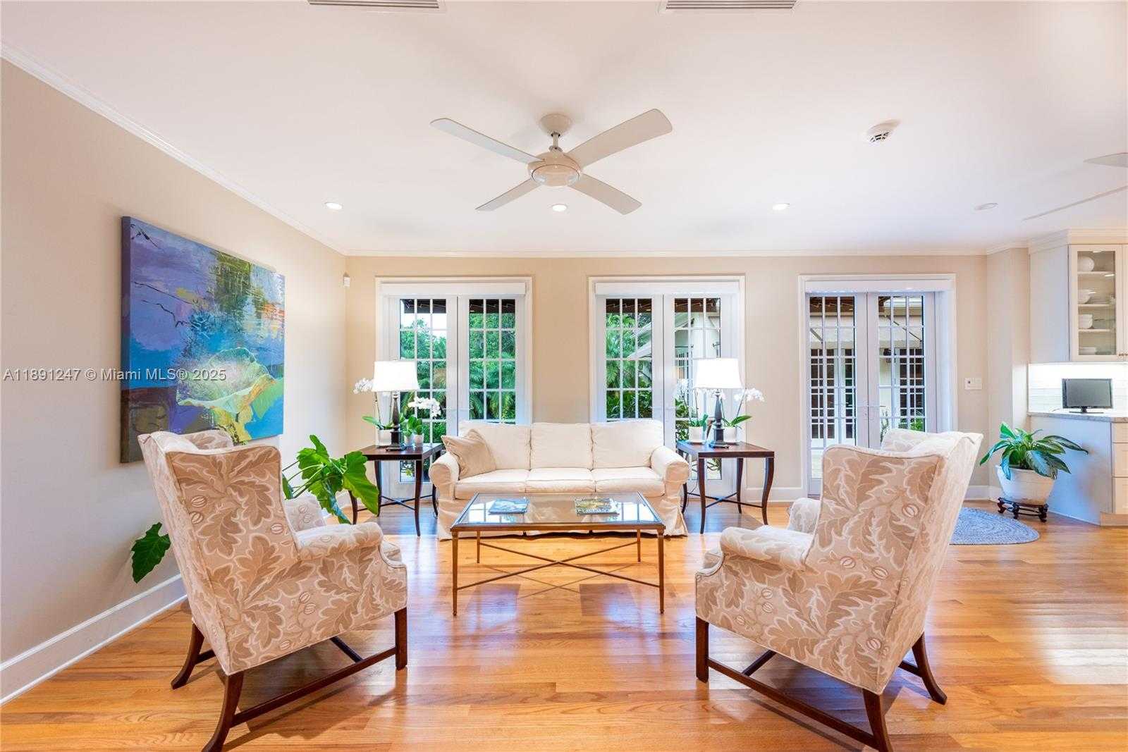 Small Image of 1036 SOUTH GREENWAY DR, Coral Gables Number 11