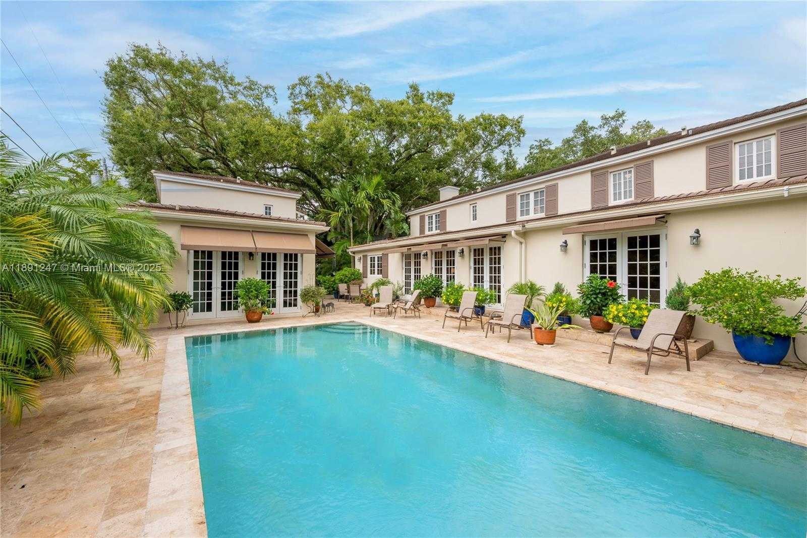 Small Image of 1036 SOUTH GREENWAY DR, Coral Gables Number 34