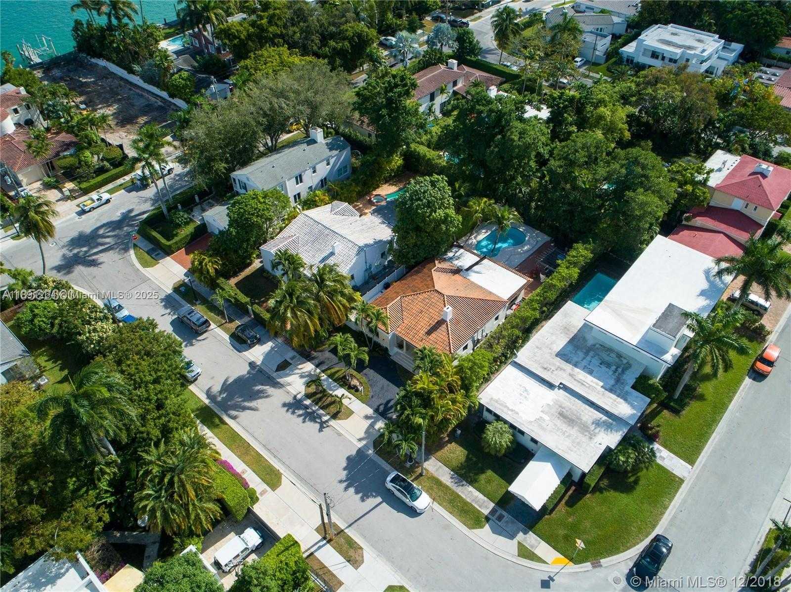 Small Image of 114 2ND DILIDO TER, Miami Beach Number 34