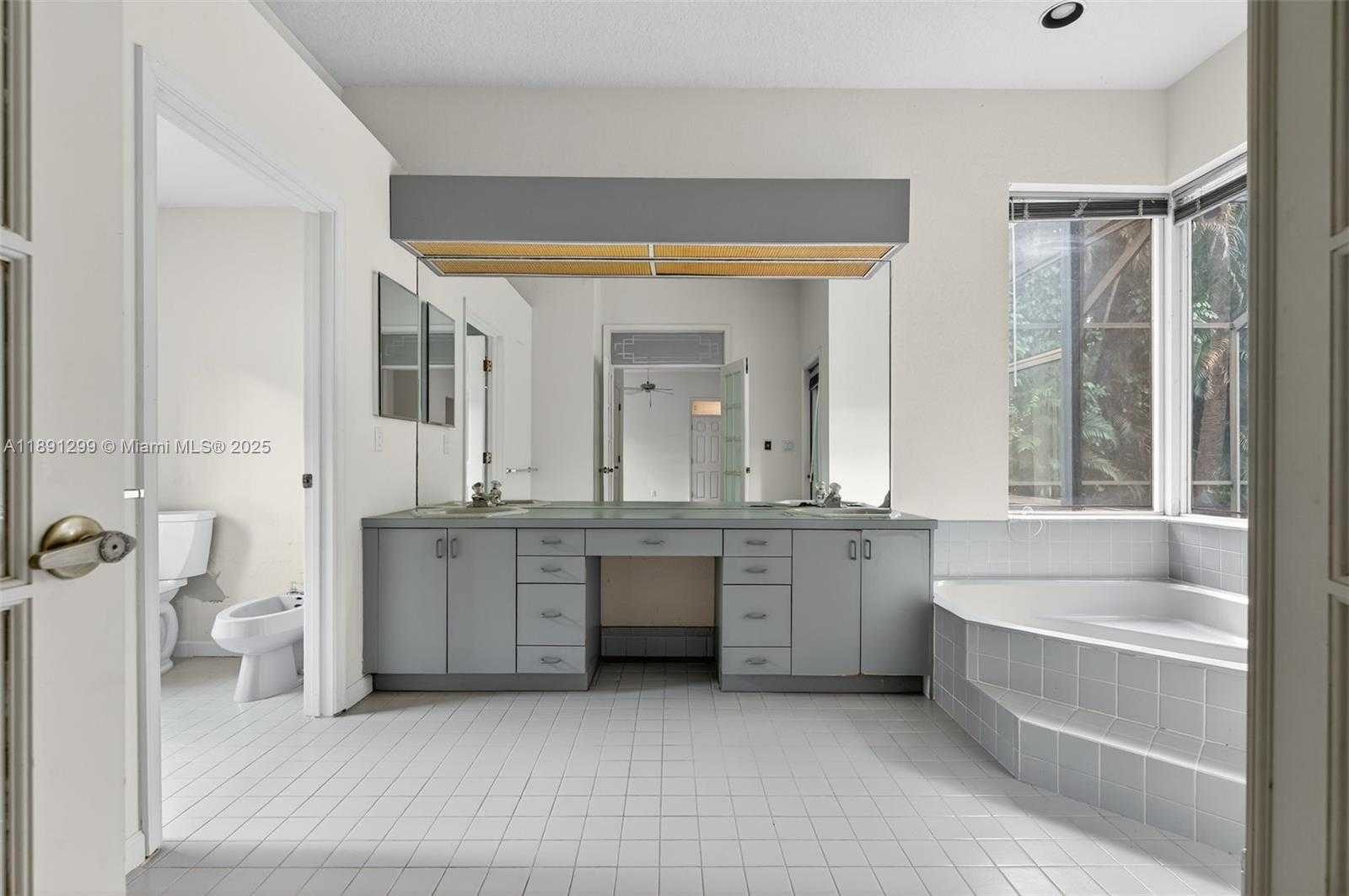 Small Image of 3704 HIGH PINE DR, Coral Springs Number 23