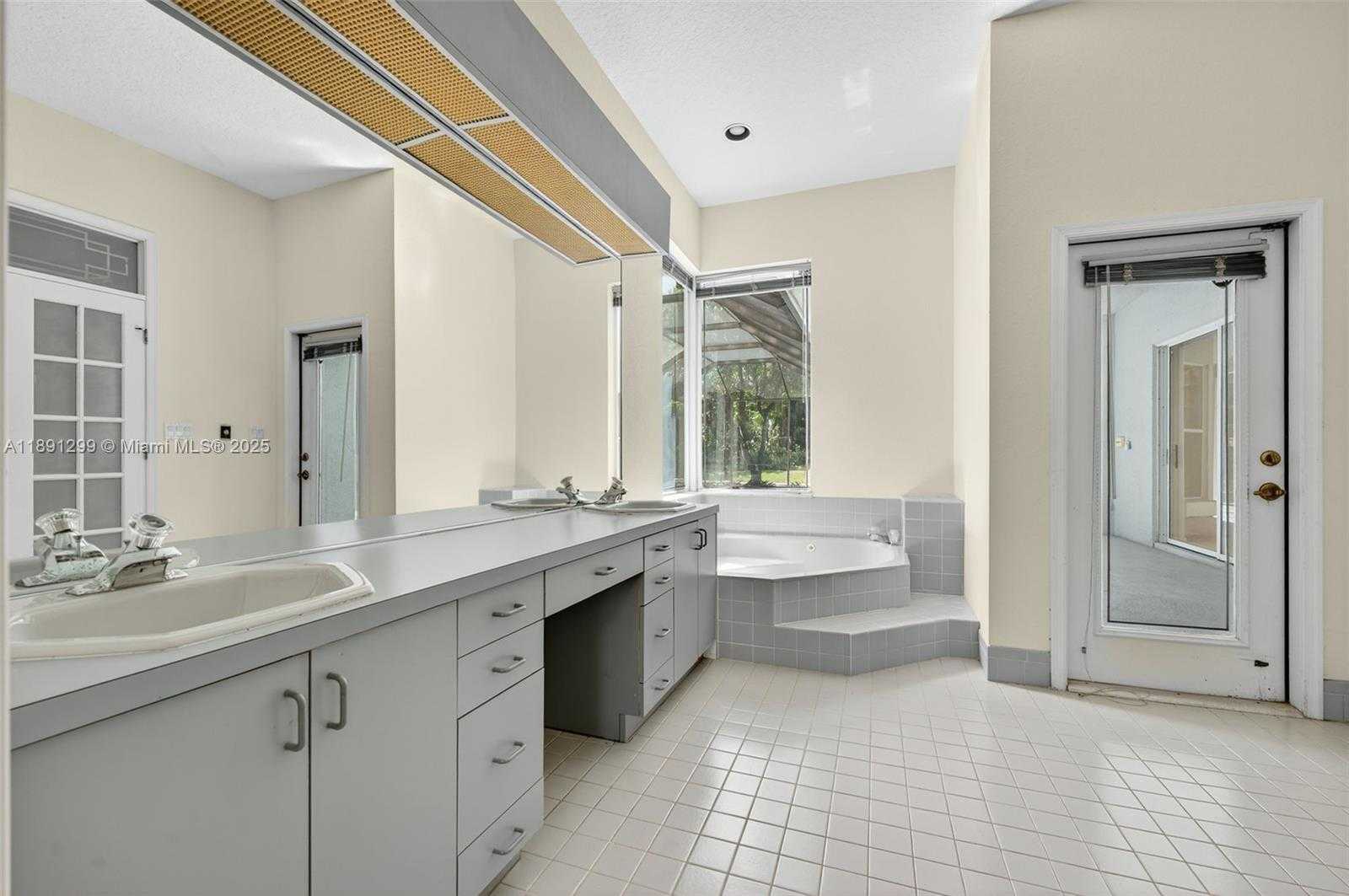 Small Image of 3704 HIGH PINE DR, Coral Springs Number 25