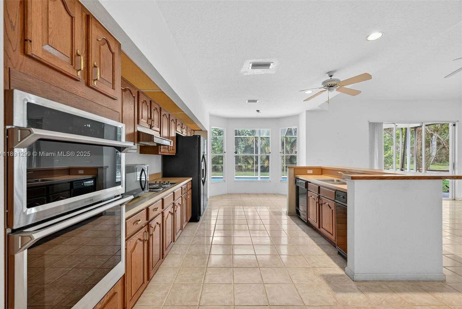 Small Image of 3704 HIGH PINE DR, Coral Springs Number 29