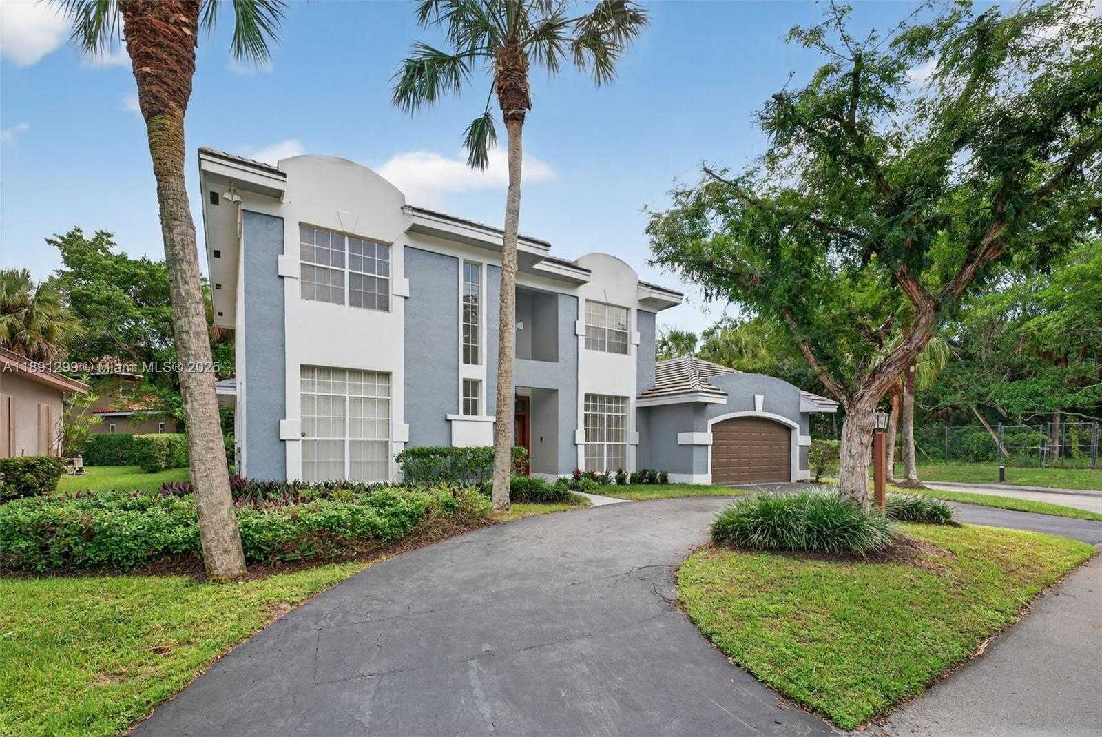 Small Image of 3704 HIGH PINE DR, Coral Springs Number 4