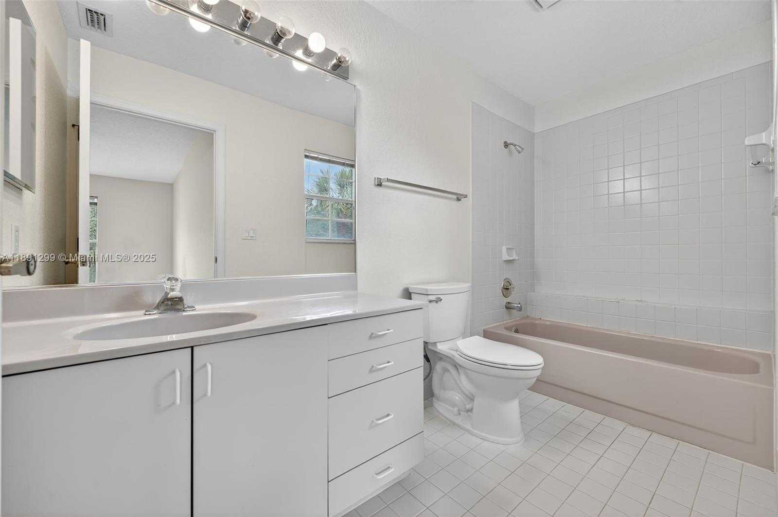 Small Image of 3704 HIGH PINE DR, Coral Springs Number 52