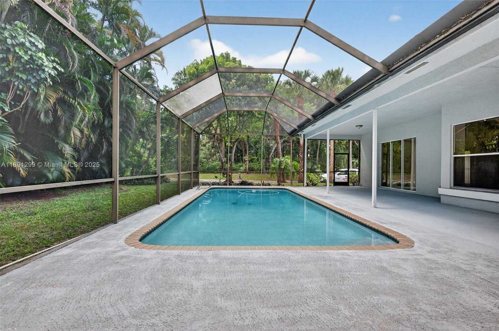 Small Image of 3704 HIGH PINE DR, Coral Springs Number 57